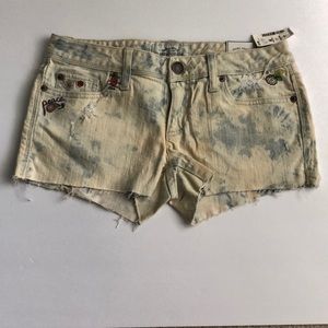 Aeropostale Bleached & Embroidered Jean Shorts Size 3/4
